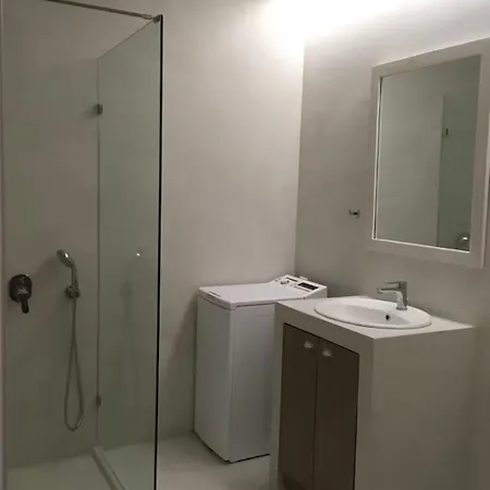 Barewake's Place 1 Spacious Cycladic And Seaside View South Paros 公寓 *