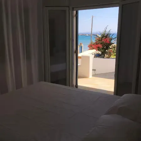 Barewake's Place 1 Spacious Cycladic And Seaside View South Paros