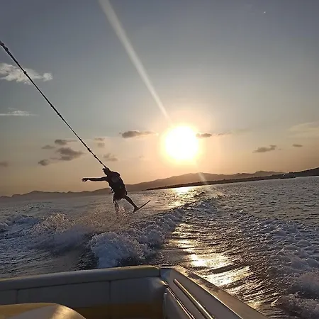 公寓 Barewake's Place 1 Spacious Cycladic And Seaside View South Paros Alikí